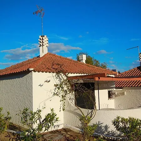 Holiday home Pedras D'el Rei V1